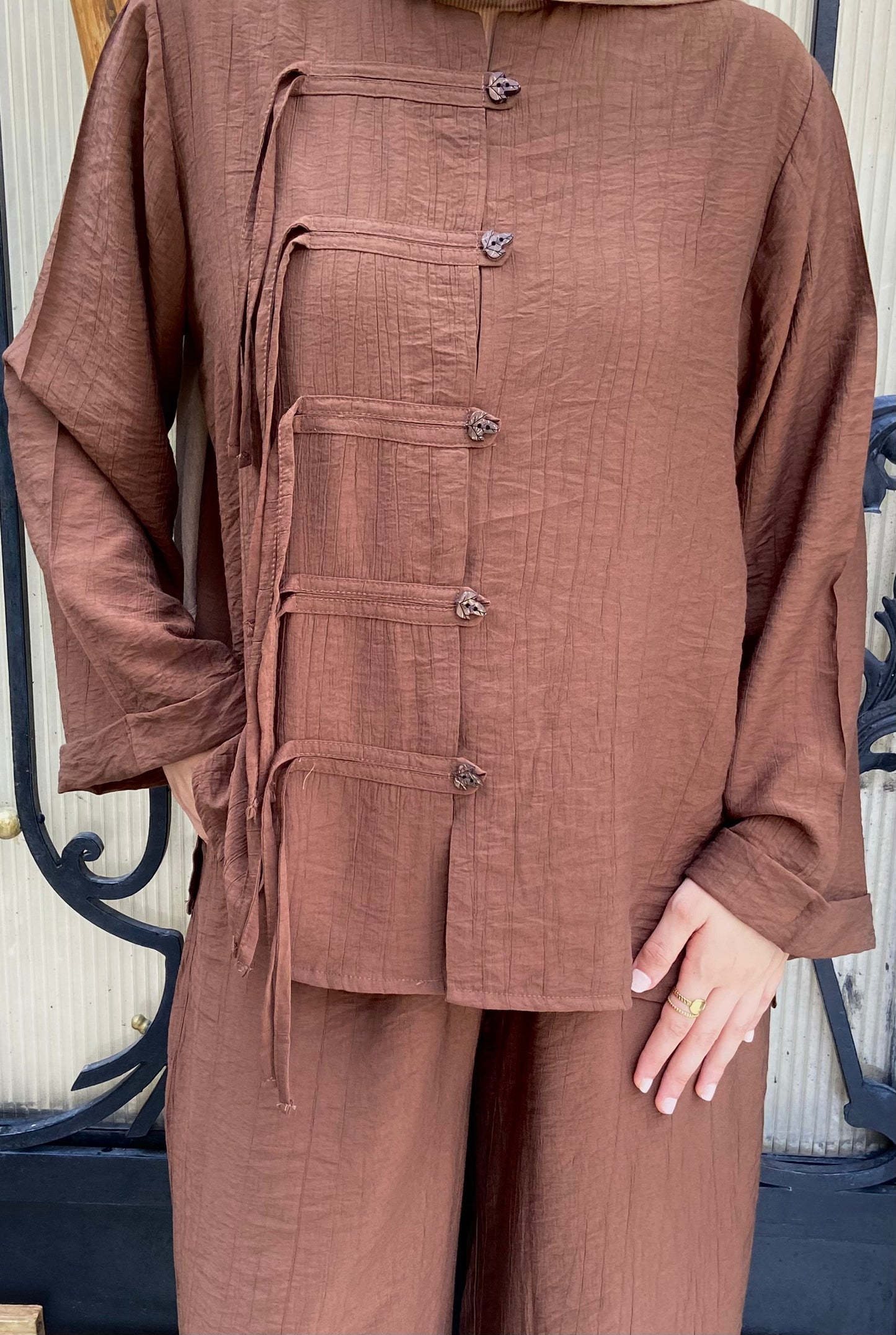 Textured Linen Set in Brown